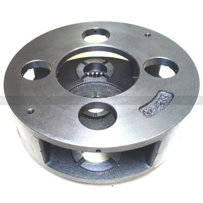 ناقل حركة حفار DX220 ذو مرحلتين للتعبئة والنقل في أكياس مغلقة ضمن تقنية متقدمة في ورش إصلاح الآلات